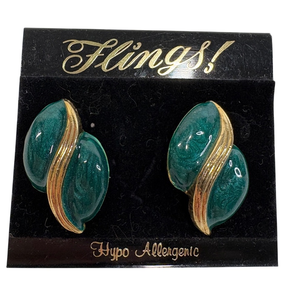 Vintage Flings Emerald Green Enamel Gold Tone Swirl Post Earrings Hypoallergenic